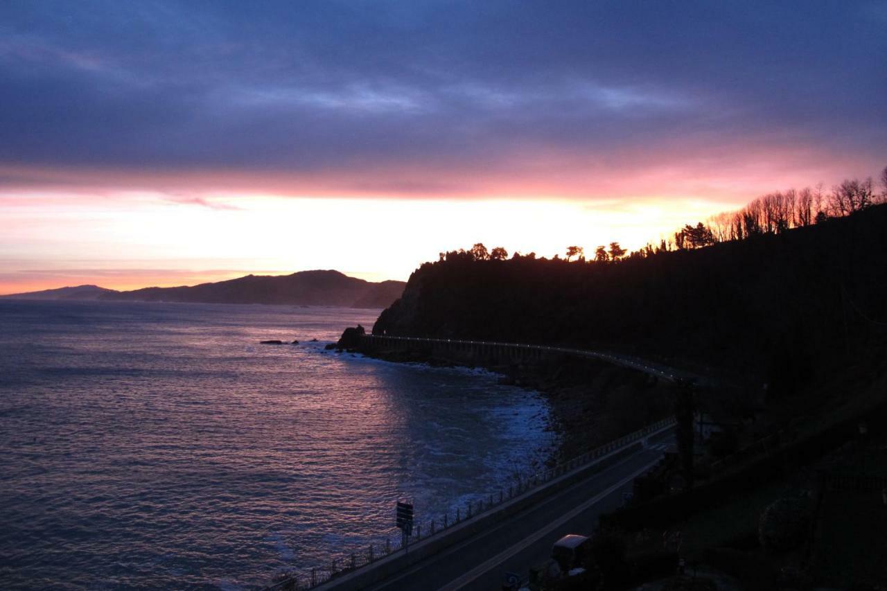 Villa Embil Getaria Bagian luar foto